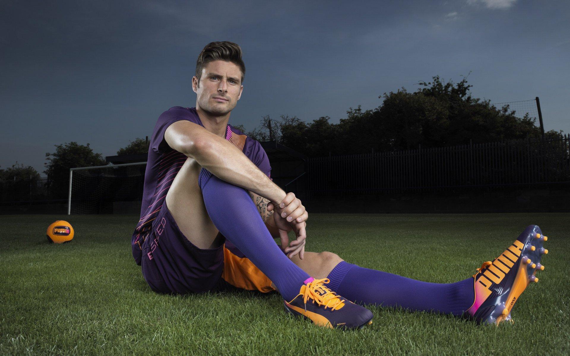 本-福斯特揭秘更衣室往事，C罗天赋与努力征服弗格森，成就一段师徒传奇